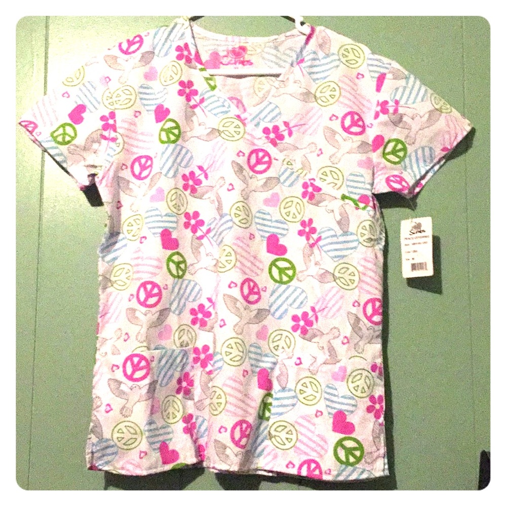 NWT “Peace Offering” I💜SCRUBS!